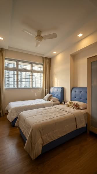 422A Northshore Drive, 422A Northshore Drive, 3 Bedrooms, 1,216 sqft, HDB Flat For Sale, by Kathy Liaw, 500111602 - Bedroom - PropertyGuru.com.sg