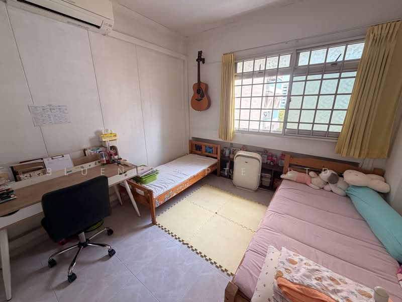 365 Woodlands Avenue 5, 365 Woodlands Avenue 5, 3 Bedrooms, 1,130 sqft, HDB Flat For Sale, by KENNETH CHUA, 500111603 - Bedroom - PropertyGuru.com.sg