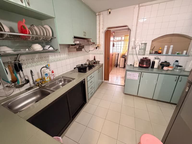 365 Woodlands Avenue 5, 365 Woodlands Avenue 5, 3 Bedrooms, 1,130 sqft, HDB Flat For Sale, by KENNETH CHUA, 500111603 - Kitchen - PropertyGuru.com.sg