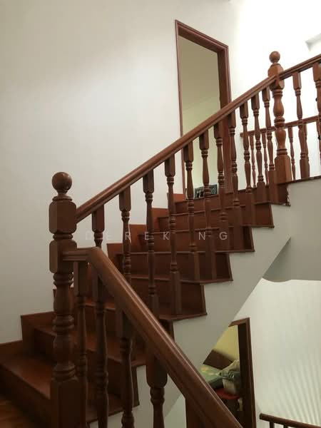 ❤️Huge & Spacious❤️En Suite Bedroom in Landed House❤️Serangoon MRT❤️, Centrally Located 地点适中 交通方便, Room Rental, 220 sqft, Terraced House For Rent, by DereK Ng, 500111604 - Interior - PropertyGuru.com.sg