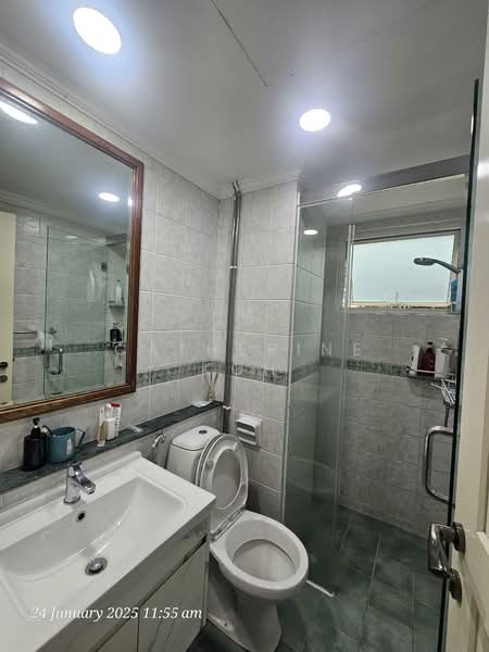 Emerald Garden, 33 Club Street, Room Rental, 100 sqft, Condominium For Rent, by Catherine Koh, 500111611 - Common Bathroom 0504 - PropertyGuru.com.sg