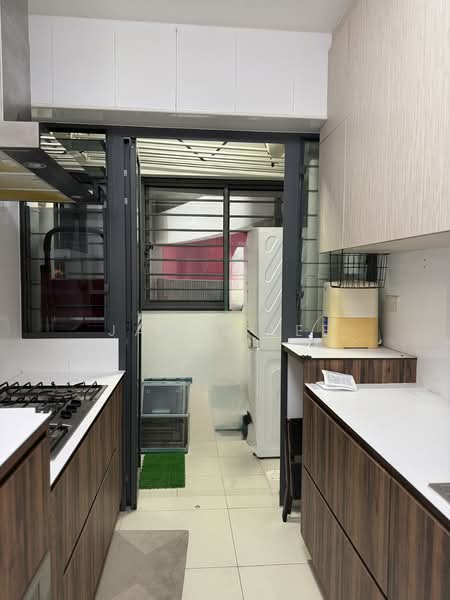 310B Punggol Walk, 310B Punggol Walk, 2 Bedrooms, 721 sqft, HDB Flat For Sale, by James Lee, 500111612 - Kitchen - PropertyGuru.com.sg