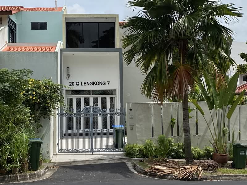 Corner Terrace House at Casa Sereno - Kembangang, , 4 Bedrooms, 6,000 sqft, Corner Terrace For Sale, by Vincent Goh, 500111628 - Exterior - PropertyGuru.com.sg