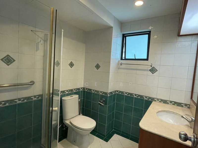 Hilltop Grove, 134A Hillview Avenue, 3 Bedrooms, 1,322 sqft, Condominium For Rent, by Alice Yap, 500111638 - Bathroom - PropertyGuru.com.sg