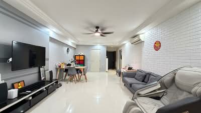 For Sale - 353A Admiralty Drive