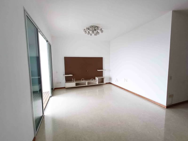 Clover By The Park, 2 Bishan Street 25, 3 Bedrooms, 1,239 sqft, Condominium For Rent, by Tango Tan, 500111649 - Living Room - PropertyGuru.com.sg