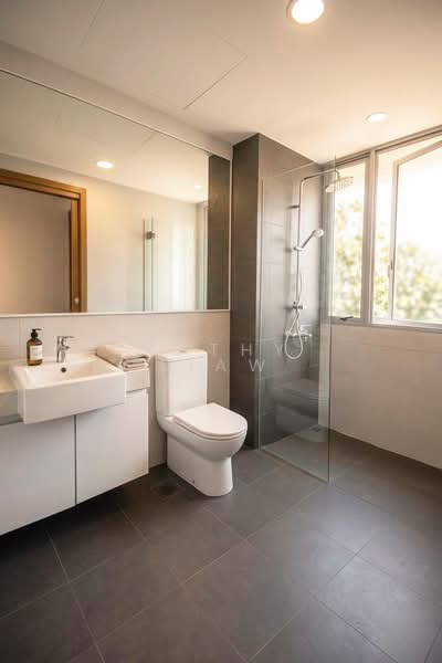 The Vue, 355 Upper Paya Lebar Road, 2 Bedrooms, 484 sqft, Apartment For Sale, by Kathy Liaw, 500111654 - Bathroom - PropertyGuru.com.sg