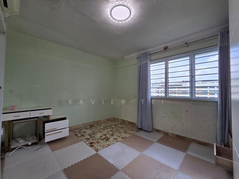 218 Lorong 8 Toa Payoh, 218 Lorong 8 Toa Payoh, 3 Bedrooms, 1,227 sqft, HDB Flat For Sale, by XAVIER TEI, 500111659 - Bedroom - PropertyGuru.com.sg