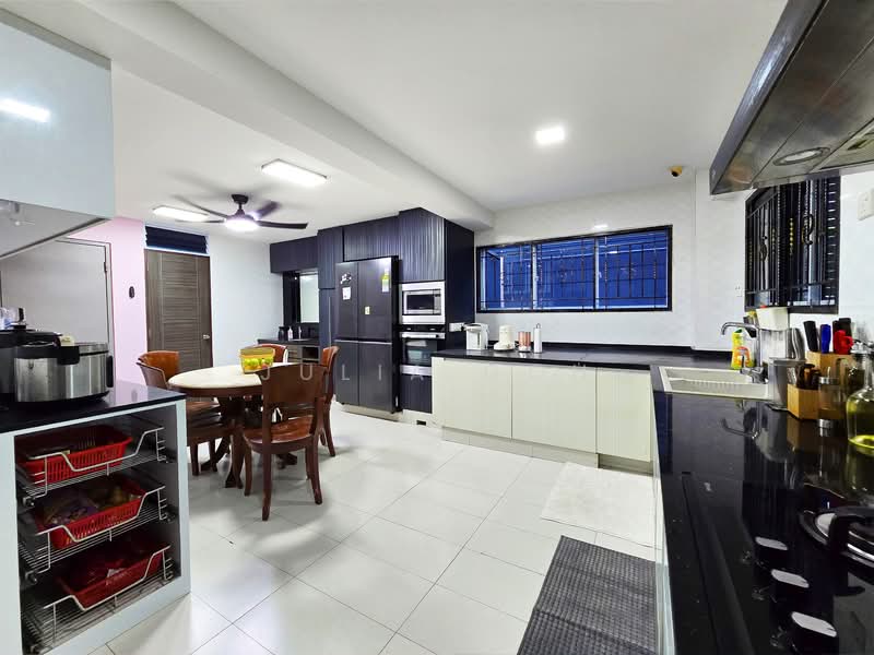 Luxurious Freehold Corner Terrace @ Upper Thomson | Newly Renovated | 1km CHIJ St Nicholas, Upper Thomson / Nemesu Ave, 4 Bedrooms, 3,100 sqft, Corner Terrace For Sale, by Julia Goh, 500111663 - Kitchen - PropertyGuru.com.sg