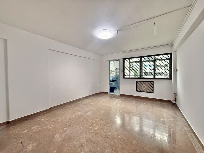 177 Bishan Street 13, 177 Bishan Street 13, 3 Bedrooms, 1,302 sqft, HDB Flat For Sale, by Kenneth Yeo, 500111684 - Living Room - PropertyGuru.com.sg