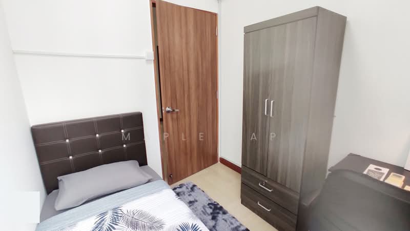 East Meadows, 30 Tanah Merah Kechil Road, Room Rental, 120 sqft, Condominium For Rent, by Maple Yap, 500111694 - CR3 - PropertyGuru.com.sg