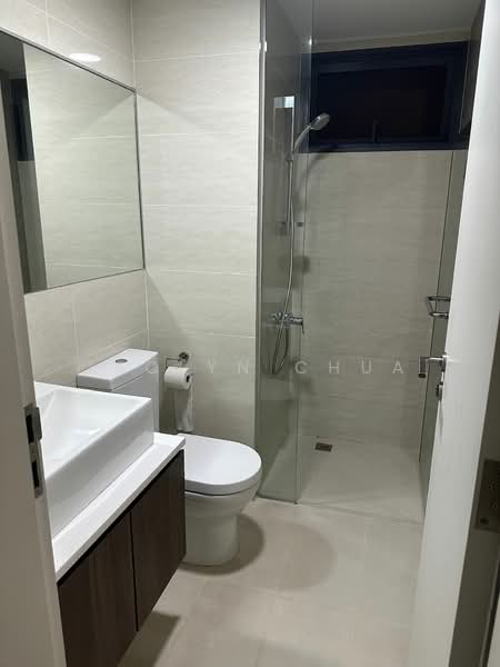 Riversound Residence, 1 Sengkang East Avenue, 3 Bedrooms, 904 sqft, Condominium For Rent, by Jaclyn Chua, 500111726 - Bathroom - PropertyGuru.com.sg