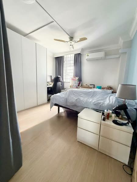 918 Hougang Avenue 9, 918 Hougang Avenue 9, 3 Bedrooms, 1,292 sqft, HDB Flat For Sale, by Eric Tay, 500111737 - Bedroom - PropertyGuru.com.sg