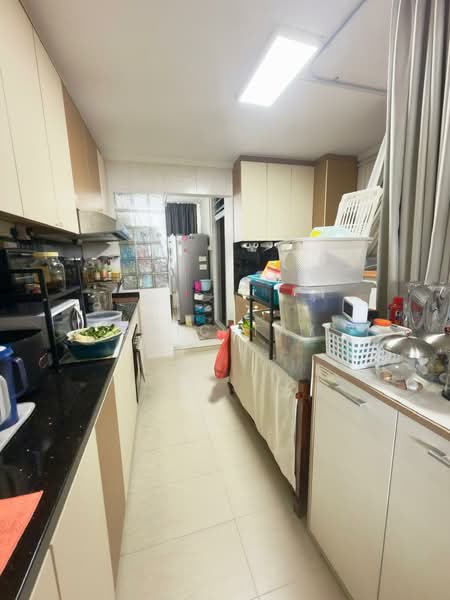 918 Hougang Avenue 9, 918 Hougang Avenue 9, 3 Bedrooms, 1,292 sqft, HDB Flat For Sale, by Eric Tay, 500111737 - Kitchen - PropertyGuru.com.sg