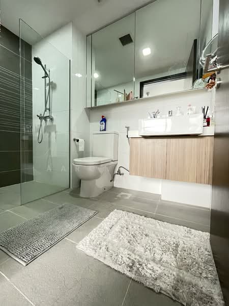 Lake Life, 4 Tao Ching Road, 2 Bedrooms, 743 sqft, Executive Condominium For Rent, by Aaron Ting, 500111747 - Bathroom - PropertyGuru.com.sg