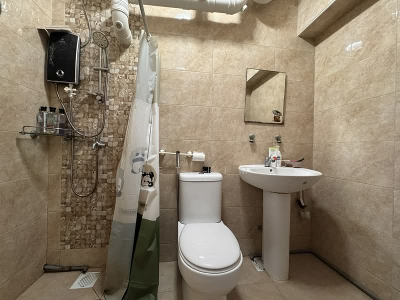 296B Compassvale Crescent, 296B Compassvale Crescent, 3 Bedrooms, 926 sqft, HDB Flat For Sale, by Jet Lim, 500111750 - Bathroom - PropertyGuru.com.sg