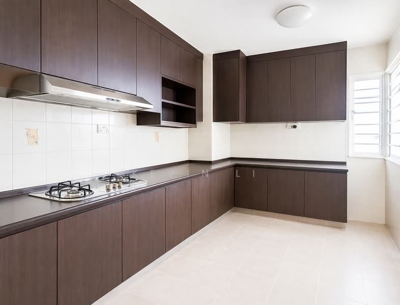 264C Compassvale Bow, 264C Compassvale Bow, 3 Bedrooms, 990 sqft, HDB Flat For Sale, by Kevin Li, 500111760 - Kitchen - PropertyGuru.com.sg