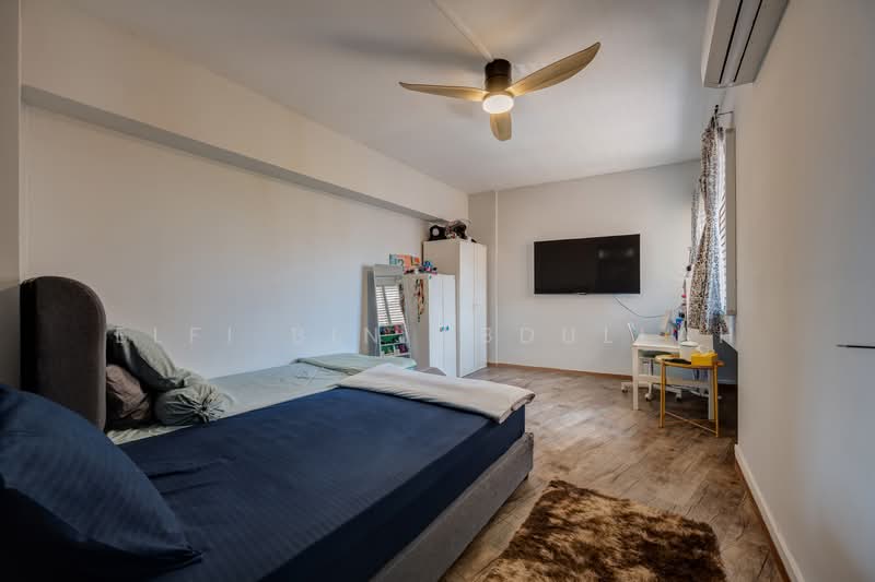 153 Pasir Ris Street 13, 153 Pasir Ris Street 13, 3 Bedrooms, 1,550 sqft, HDB Flat For Sale, by Elfi Bin Abdullah, 500111786 - Bedroom - PropertyGuru.com.sg