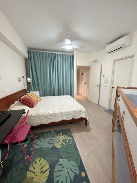 The Sunnydale, 21 Serangoon Avenue 3, 2 Bedrooms, 1,270 sqft, Condominium For Sale, by Ken Wee, 500111788 - Bedroom - PropertyGuru.com.sg