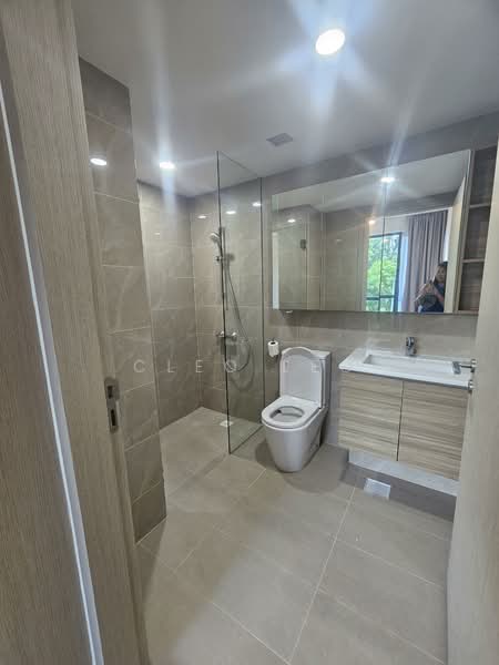 Treasure at Tampines, 39 Tampines Lane, 2 Bedrooms, 657 sqft, Condominium For Rent, by CLeo Leo, 500111801 -  Master Bathroom - PropertyGuru.com.sg