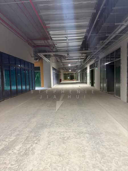 Stellar @ Tampines, 12 Tampines North Drive 4, 1,722 sqft, Factory / Workshop (B2) For Rent, by Stephenie Jia Hui, 500111812 - Corridor - CommercialGuru.com.sg