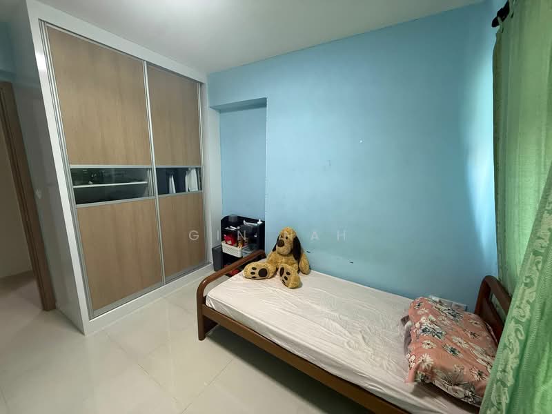 453B Bukit Batok West Avenue 6, 453B Bukit Batok West Avenue 6, 5 Bedrooms, 1,237 sqft, HDB Flat For Sale, by Gin Nah, 500111815 - Bedroom - PropertyGuru.com.sg