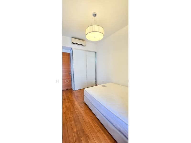 High-rise living with unblocked sea/city views at Tg Pagar, , 2 Bedrooms, 1,109 sqft, Condominium For Sale, by Homer Lau, 500111816 - Bedroom - PropertyGuru.com.sg