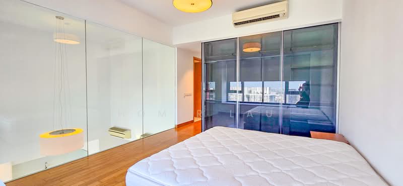 High-rise living with unblocked sea/city views at Tg Pagar, , 2 Bedrooms, 1,109 sqft, Condominium For Sale, by Homer Lau, 500111816 - Bedroom - PropertyGuru.com.sg