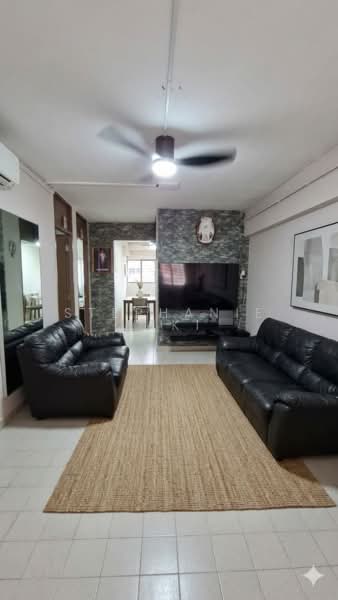 For Sale - 438 Tampines Street 43