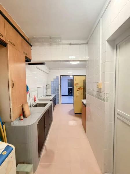 619 Ang Mo Kio Avenue 4, 619 Ang Mo Kio Avenue 4, 3 Bedrooms, 1,150 sqft, HDB Flat For Sale, by Sean Seah 佘绍杰, 500111835 - Kitchen - PropertyGuru.com.sg