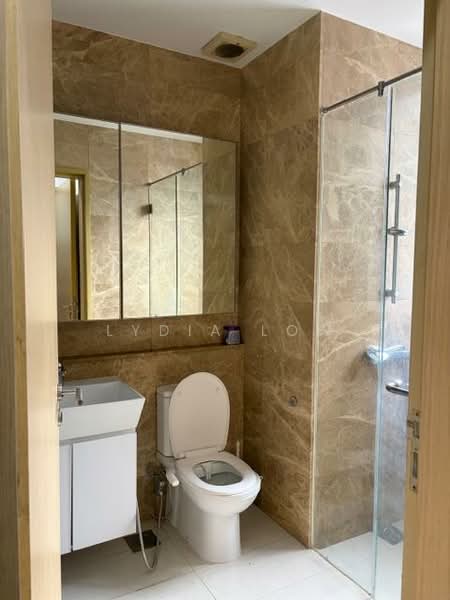 Boathouse Residences, 33 Upper Serangoon View, 2 Bedrooms, 915 sqft, Condominium For Sale, by Lydia Low, 500111843 - Bathroom - PropertyGuru.com.sg