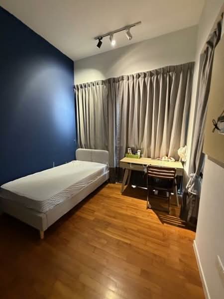 Boathouse Residences, 33 Upper Serangoon View, 2 Bedrooms, 915 sqft, Condominium For Sale, by Lydia Low, 500111843 - Bedroom - PropertyGuru.com.sg