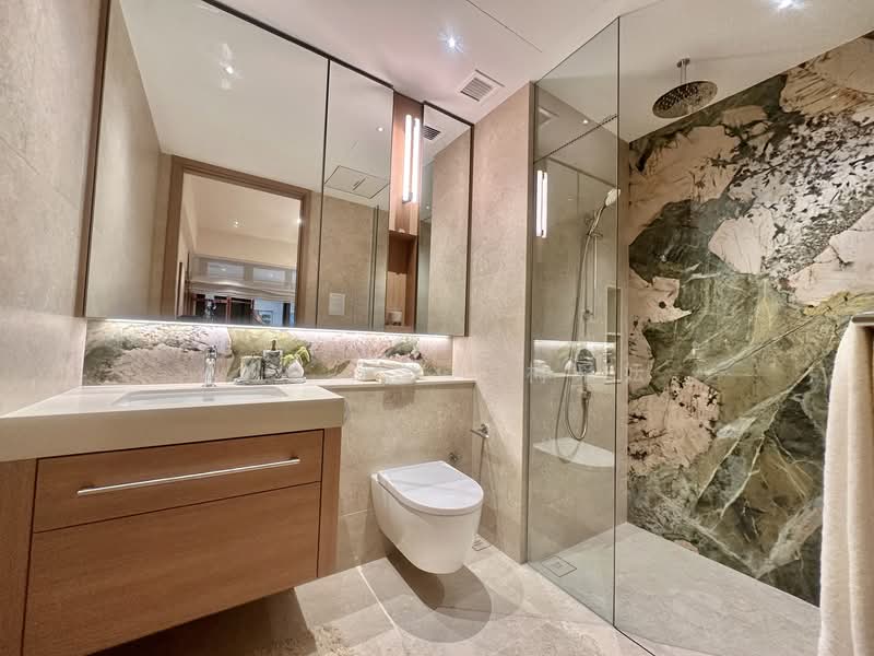 Vela Bay, Bayshore Road, 2 Bedrooms, 592 sqft, Condominium For Sale, by Ann Kwa 柯采妘, 500111845 - Bathroom - PropertyGuru.com.sg