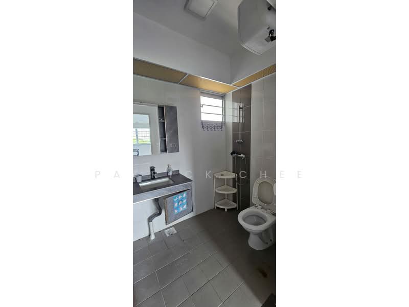 473A Upper Serangoon Crescent, 473A Upper Serangoon Crescent, 3 Bedrooms, 1,001 sqft, HDB Flat For Sale, by Patrick Chee, 500111847 - Bathroom - PropertyGuru.com.sg