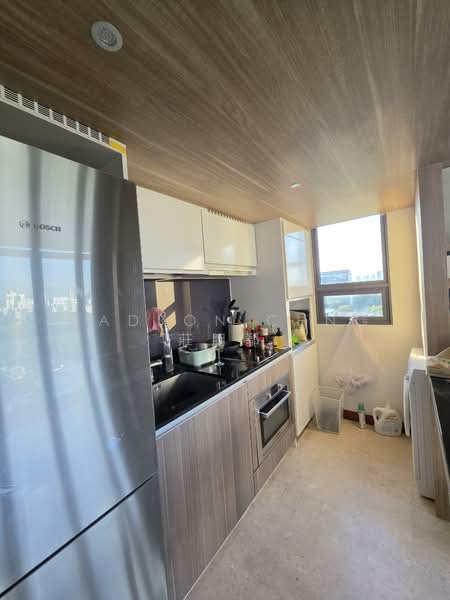 Seahill, 121 West Coast Crescent, Studio, 517 sqft, Condominium For Rent, by Kadson Chng 莊朋鄅, 500111854 - Kitchen - PropertyGuru.com.sg