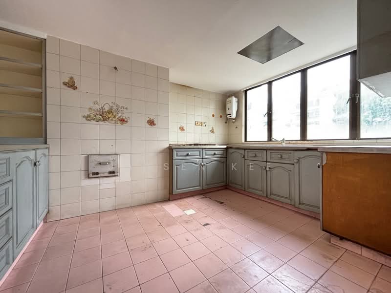 Pandan Valley, 2 Pandan Valley, 4 Bedrooms, 2,562 sqft, Condominium For Sale, by Jansen Kee, 500111862 - Kitchen - PropertyGuru.com.sg