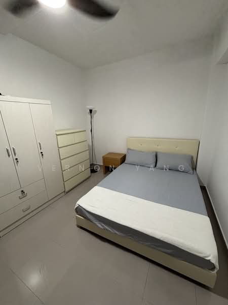 Pandan Valley, 2 Pandan Valley, Room Rental, 150 sqft, Condominium For Rent, by Vernon Yang, 500111870 - Bedroom - PropertyGuru.com.sg