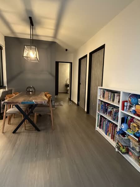 153C Bedok South Road, 153C Bedok South Road, 3 Bedrooms, 1,001 sqft, HDB Flat For Sale, by Merry ., 500111872 - Corridor - PropertyGuru.com.sg