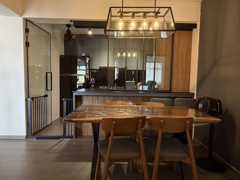 153C Bedok South Road, 153C Bedok South Road, 3 Bedrooms, 1,001 sqft, HDB Flat For Sale, by Merry ., 500111872 - Kitchen - PropertyGuru.com.sg