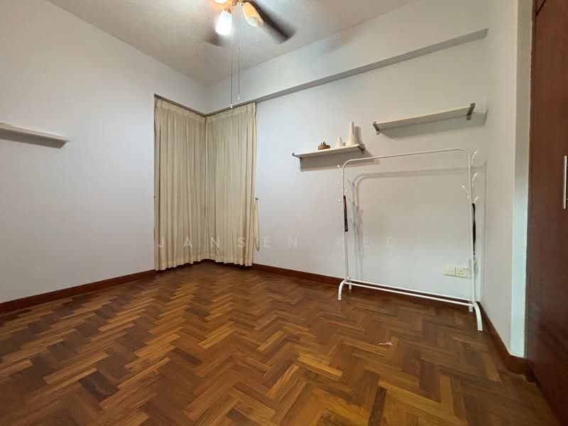 East Meadows, 32 Tanah Merah Kechil Road, 3 Bedrooms, 1,249 sqft, Condominium For Sale, by Jansen Kee, 500111873 - Interior - PropertyGuru.com.sg