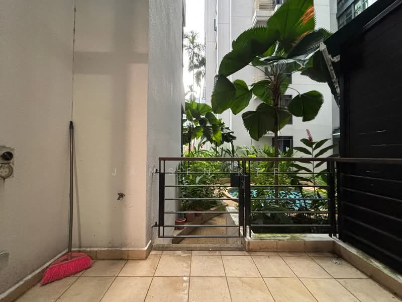 East Meadows, 32 Tanah Merah Kechil Road, 3 Bedrooms, 1,249 sqft, Condominium For Sale, by Jansen Kee, 500111873 - Balcony - PropertyGuru.com.sg