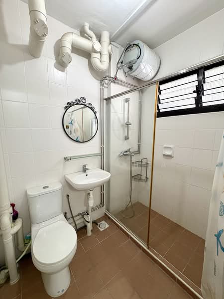 231 Hougang Street 21, 231 Hougang Street 21, 3 Bedrooms, 1,109 sqft, HDB Flat For Rent, by Leon Chea, 500111875 - Bathroom - PropertyGuru.com.sg