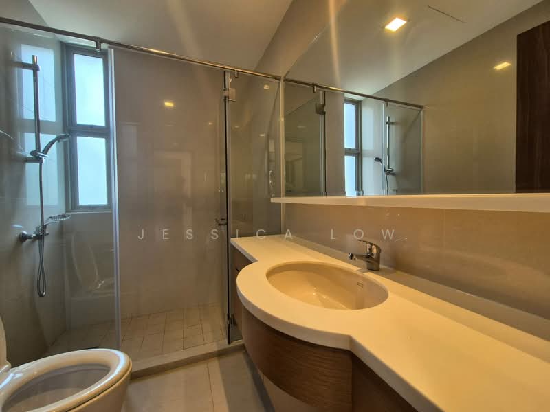 Nassim Regency, 37 Nassim Road, 3 Bedrooms, 2,024 sqft, Apartment For Rent, by Jessica Low, 500111886 - Bathroom - PropertyGuru.com.sg