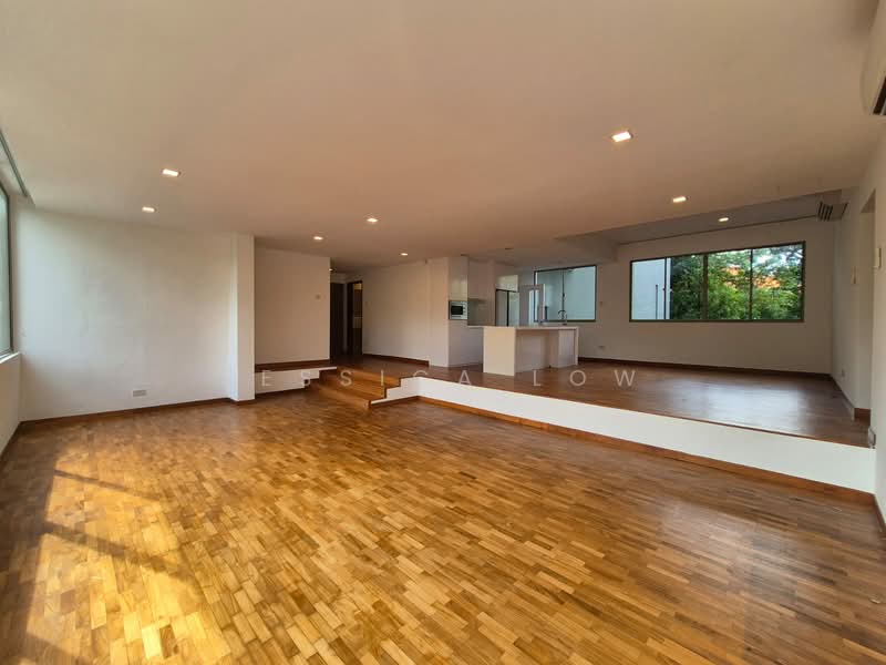 Nassim Regency, 37 Nassim Road, 3 Bedrooms, 2,024 sqft, Apartment For Rent, by Jessica Low, 500111886 - Living Room - PropertyGuru.com.sg