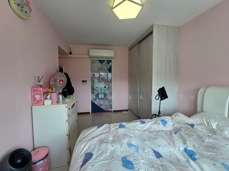 513A Yishun Street 51, 513A Yishun Street 51, 3 Bedrooms, 1,001 sqft, HDB Flat For Sale, by Jason Lim Kah Sen, 500111887 - Bedroom - PropertyGuru.com.sg