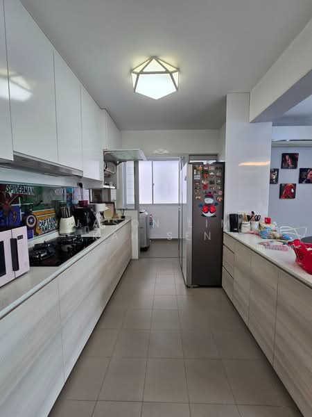 513A Yishun Street 51, 513A Yishun Street 51, 3 Bedrooms, 1,001 sqft, HDB Flat For Sale, by Jason Lim Kah Sen, 500111887 - Kitchen - PropertyGuru.com.sg