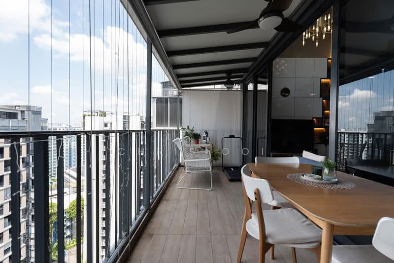 River Isles, 56 Edgedale Plains, 3 Bedrooms, 2,045 sqft, Condominium For Sale, by Chris Ooi, 500111900 - Balcony - PropertyGuru.com.sg