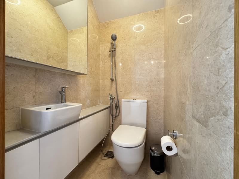 Mon Jervois, 45 Jervois Road, 3 Bedrooms, 1,475 sqft, Condominium For Sale, by Ada Ho, 500111905 - Bathroom - PropertyGuru.com.sg