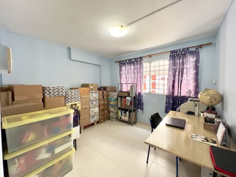 153 Bishan Street 13, 153 Bishan Street 13, 4 Bedrooms, 1,399 sqft, HDB Flat For Sale, by Shirley Koh, 500111909 - Study - PropertyGuru.com.sg