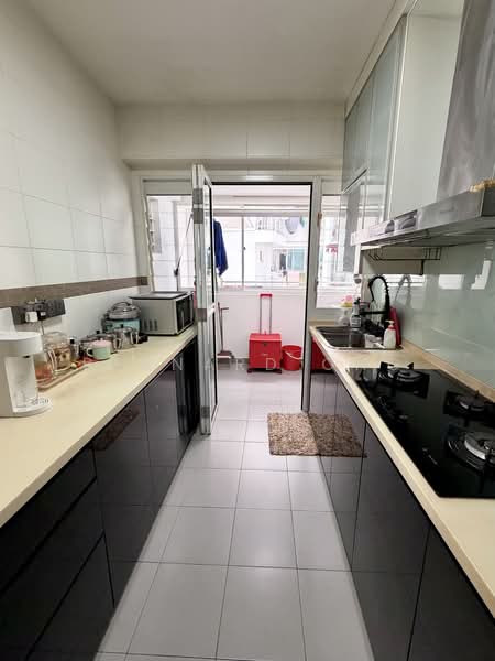 269B Punggol Field, 269B Punggol Field, 3 Bedrooms, 1,001 sqft, HDB Flat For Sale, by Bernard Ong, 500111910 - Kitchen - PropertyGuru.com.sg